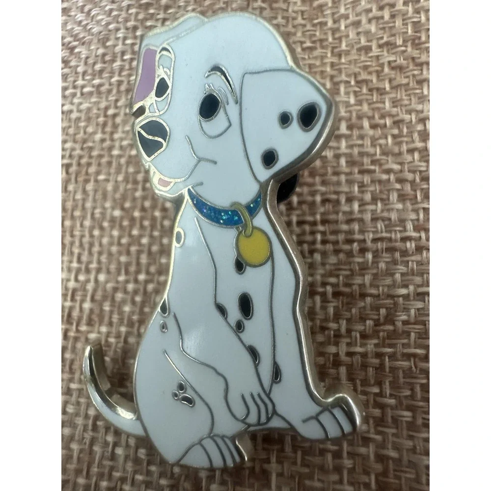 Disney 101 Dalmatians Puppy Pin 2018 Rare Hard toFind Blue Collar Disney Trading